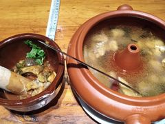 汽锅鸡-老滇山寨•云南特色菜•地方菜•民族风情歌舞表演(金碧店)