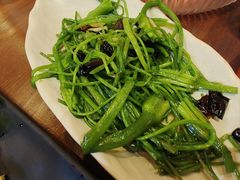 -隔壁老王·家常云南菜(皇冠店)