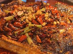 -鸣记脆皮烤鱼·海鲜烤鱼(三八广场店)
