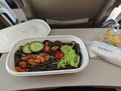 -东方航空(虹桥路店)