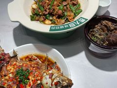 -费大厨辣椒炒肉(黄兴中心广场店)