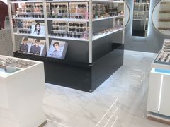 -沫芮眼镜·蔡司·依视路·尼康明月(环创店)