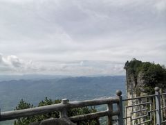 -蝶舞清江·恩施云顶景区(黄鹤峰林)