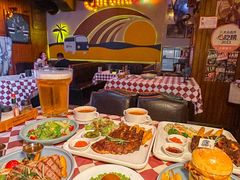 -鲨鱼美式餐厅酒吧Sharky