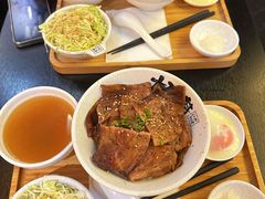 -熊吞·大碗丼烧肉饭(济宁万达广场店)
