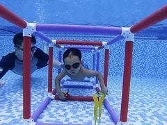 -龙格亲子游泳·水育早教中心(华亿大润发店)