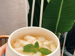 酸辣藕带-莲餐厅·湖北菜·潜江小龙虾店(愚园路店)