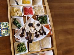 -芸南道·过桥米线(昆明老街旗舰店)