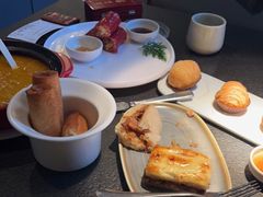 -蝴蝶里·粤菜·点心(滨江龙湖店)