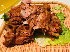 铁勺熏大骨-大铁勺新津菜(东丽阳光新业广场店)