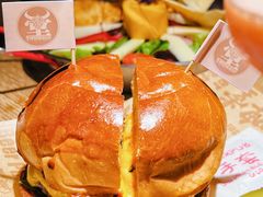 -牛啤堂精酿啤酒餐吧(五棵松华熙店)