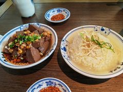 -肖四女乐山跷脚牛肉(南汇大学城生活广场店)