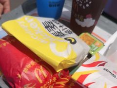 -麦当劳(常山服务区得来速店)