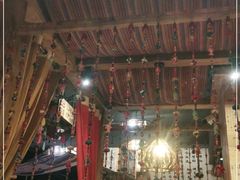 -老牌坊云南鱼豆花火锅(爱建店)