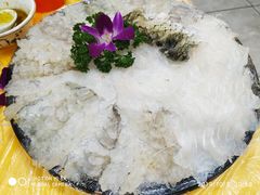 虾生拼鱼腩-官塘陈记鱼生·潮汕砂锅粥·牛肉火锅(潮枫路总店)