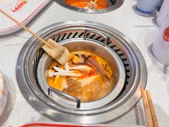 -龍歌自助小火锅(市北CBD万达店)