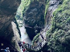 -龙水峡地缝景区