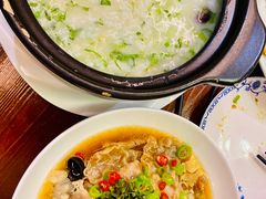 -赖厨潮汕砂锅粥