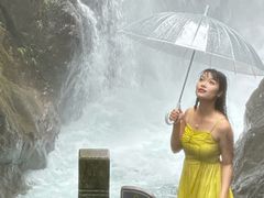 -南昆山川龙瀑布