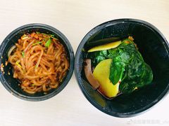 -万记麻辣烫国展总店
