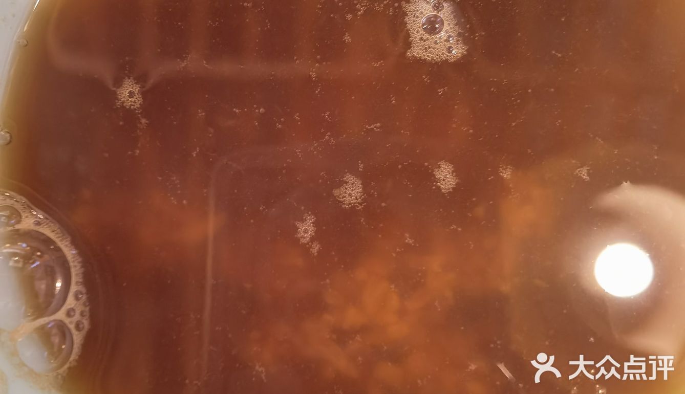 同事第一次来吃这家跷脚牛肉，订了一个双人套餐