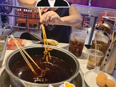 -钢管厂五区小郡肝串串香(蜀都万达店)