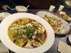 -花溪雨·森林餐厅(石基店)