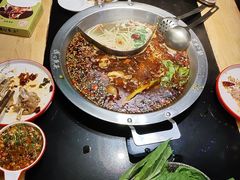 -谭公鱼头·鲜鱼火锅·小龙虾·江湖菜(秀沿路店)