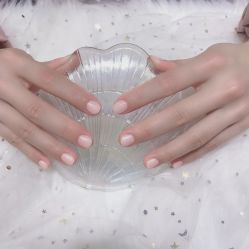 -吉吉靓甲美睫