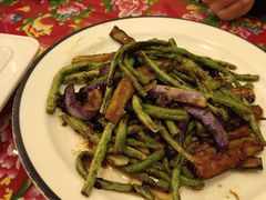 -闯关东东北农家菜(崂山石老人店)