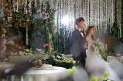 点击看大图 -太郎花子婚纱摄影艺术中心
