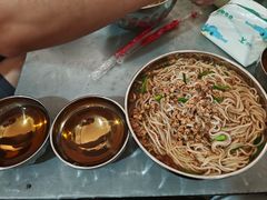 -正宗杨记普洱酸醋米线(总店)