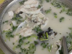 -雪湖煜辰鱼头老店(雪野湖店)