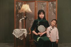 -城南旧影 旗袍全家福摄影写真体验馆