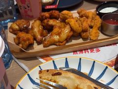 -必胜客(上海华谊新所店)