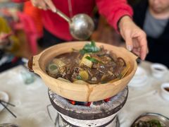 鹅掌亦煲-广宁炭炉鸡煲·富临门饭店