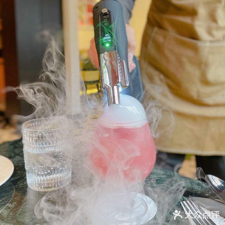 厦门探店｜超有设计艺术氛围的餐厅！这谁顶得住！