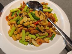 -佬太公海鸭·海鲜大排档(上海总店)