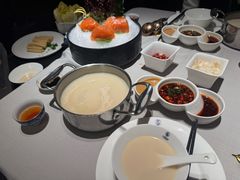 -红鼎豆捞·非遗鲍皇汤火锅(宝丰路店)