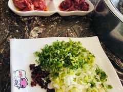 -啊美丽炭火烤肉(滑翔一店)