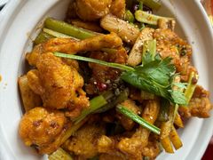 香锅牛蛙-旭龙鱼头王(航华店)