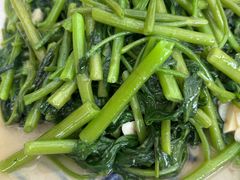 -壹阁胡羊焖饼(特色小吃街店)