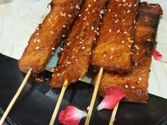 -何师烧烤Pro ·江湖川菜·小龙虾·精酿(太古里旗舰店)