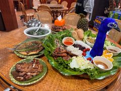 -沐毫傣泐云南菜孔雀宴•手抓饭傣味烧烤(曼听公园店)
