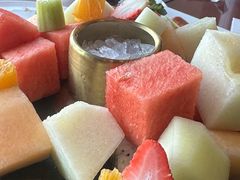 -东西风牛排馆周末烧烤自助(首都机场希尔顿店)