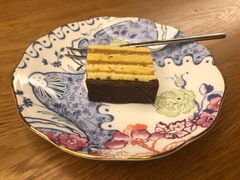 -哈氏上海哈尔滨食品厂(汇联商厦天钥桥路店)