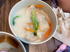 -云海肴云南菜(浦江欢乐颂店)