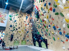-ROCKPLUS攀岩馆(环宇城店)