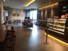 面包甜点陈列柜-星巴克(宝山万达店)