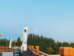 -敦煌山庄摘星阁